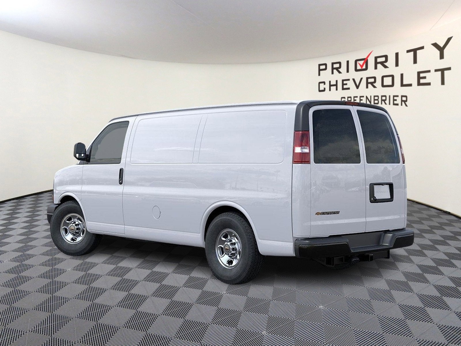 2025 Chevrolet Express Cargo 3500 WT