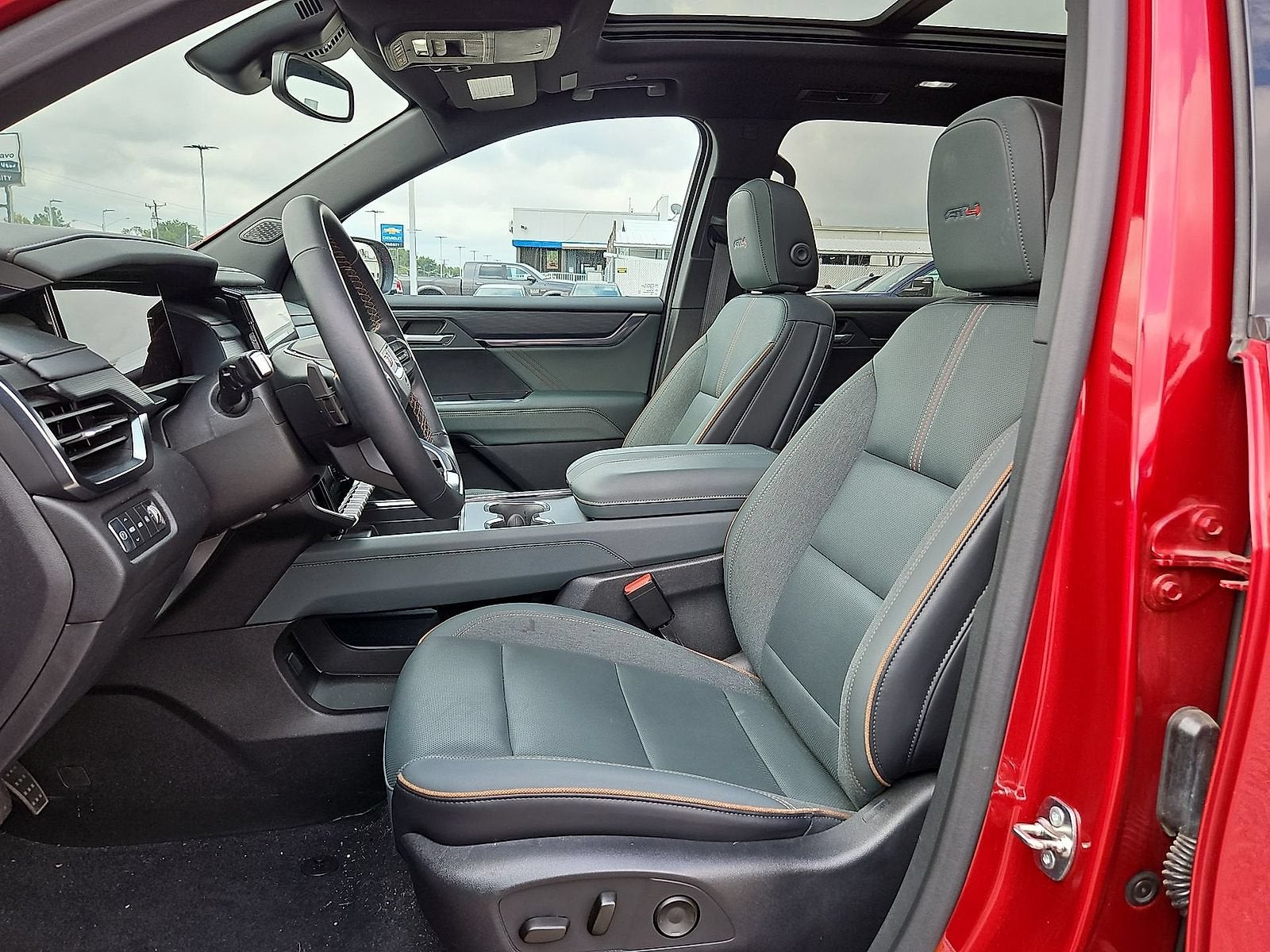 2024 GMC Acadia AT4