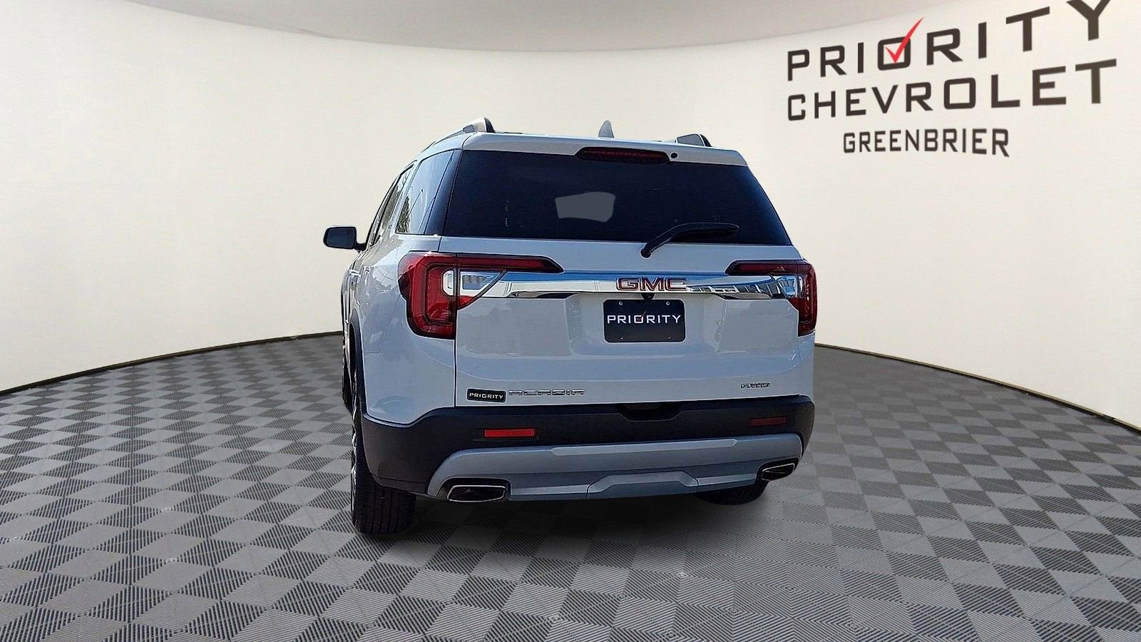 2023 GMC Acadia SLT
