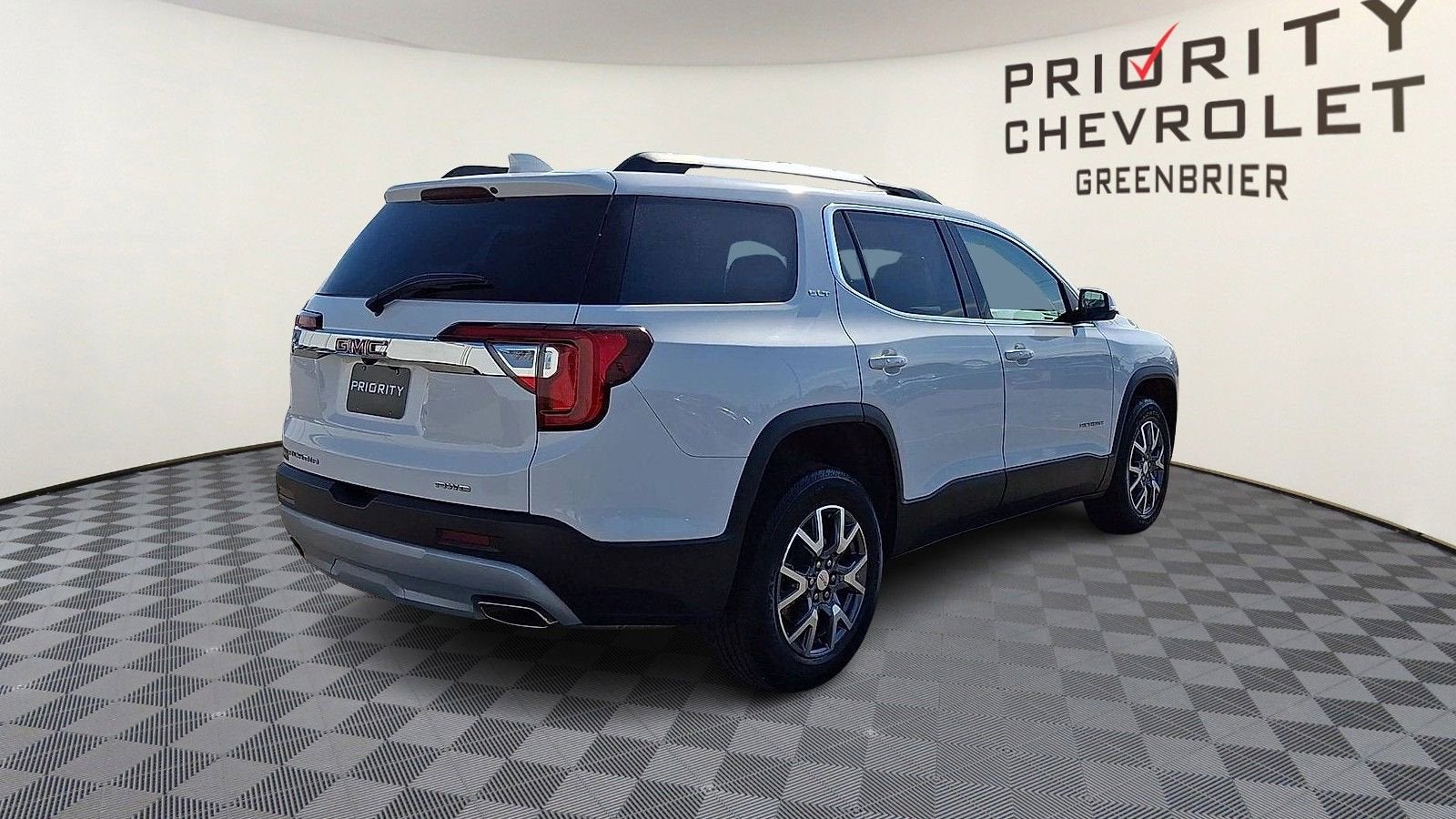 2023 GMC Acadia SLT