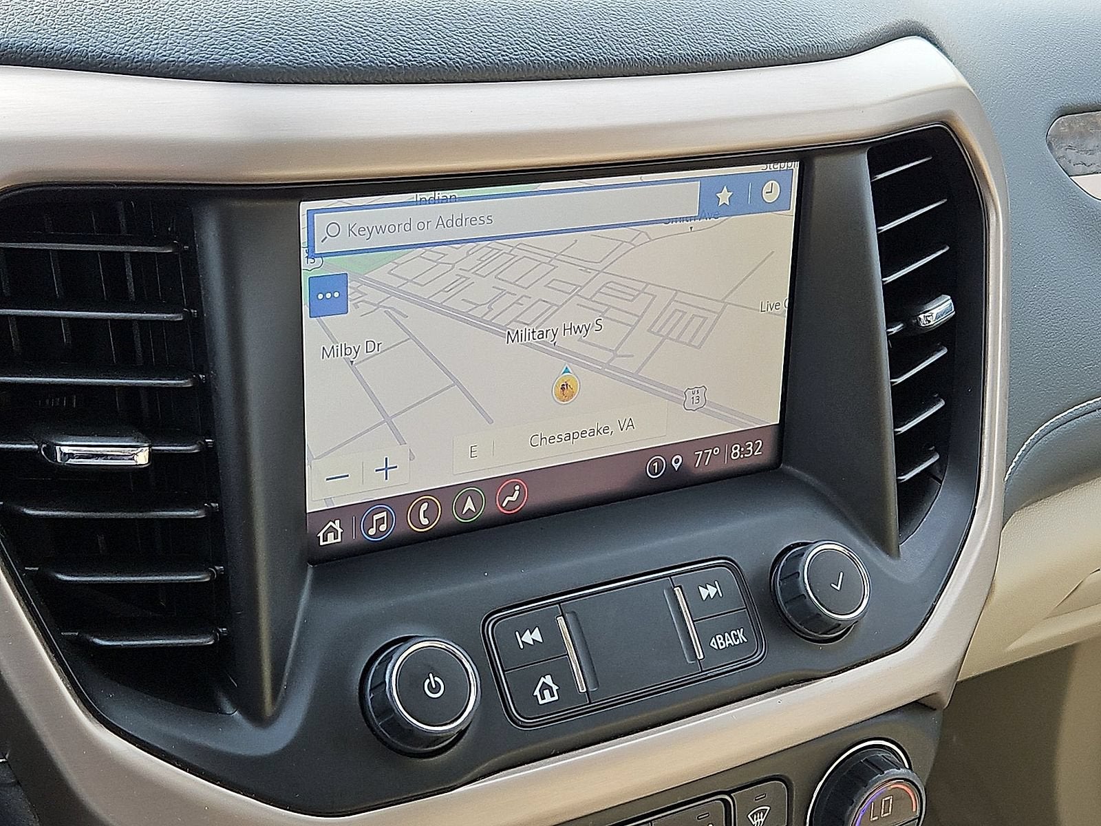 2023 GMC Acadia Denali