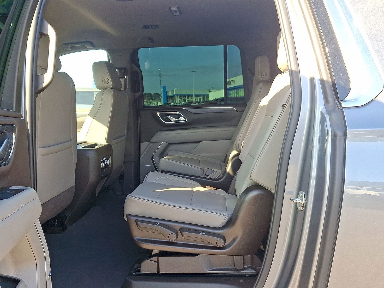 2022 GMC Yukon XL SLT