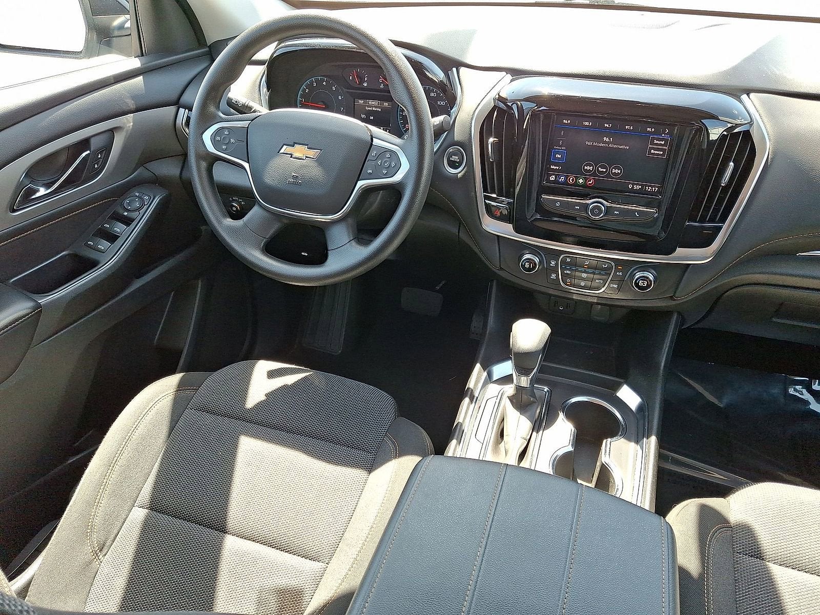 2021 Chevrolet Traverse LS