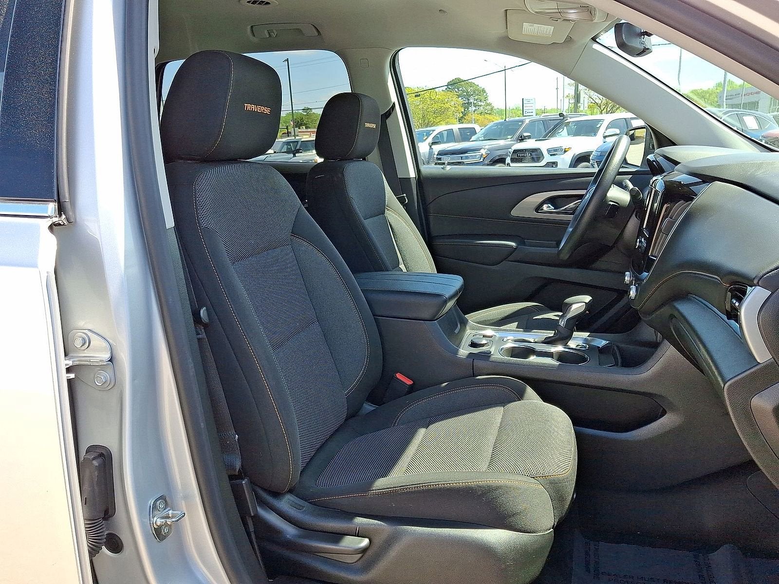 2021 Chevrolet Traverse LS
