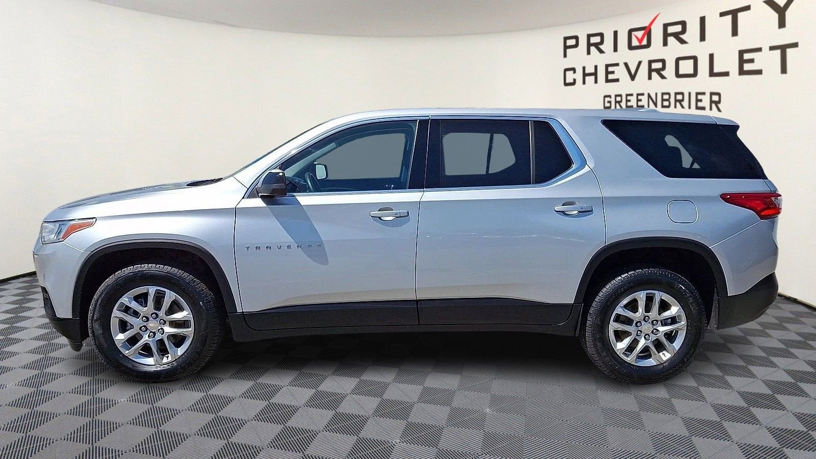 2021 Chevrolet Traverse LS