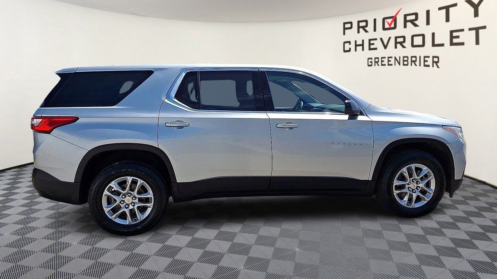 2021 Chevrolet Traverse LS