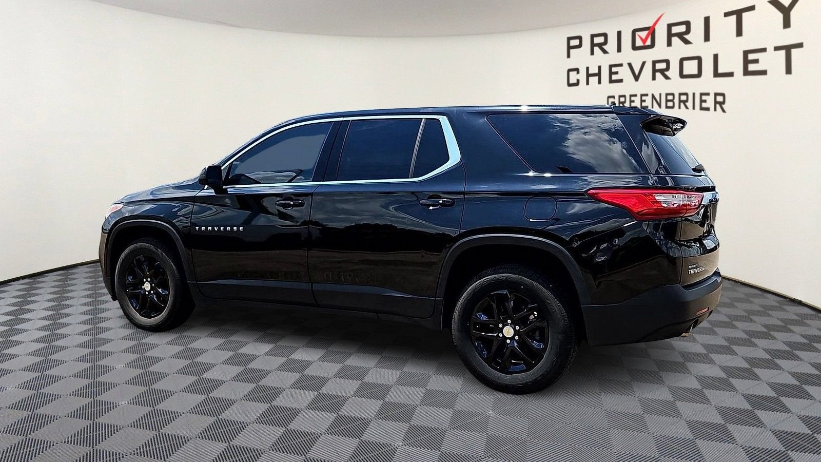 2021 Chevrolet Traverse LS