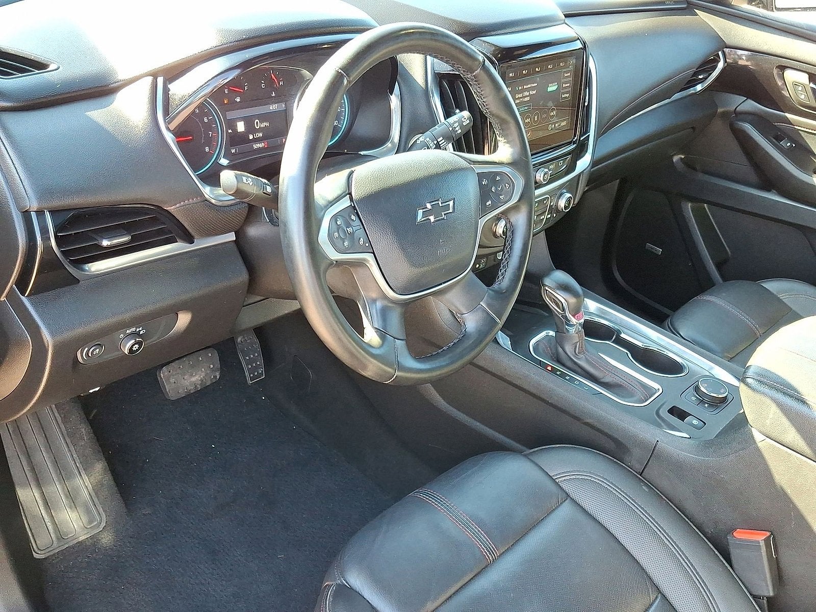 2023 Chevrolet Traverse RS