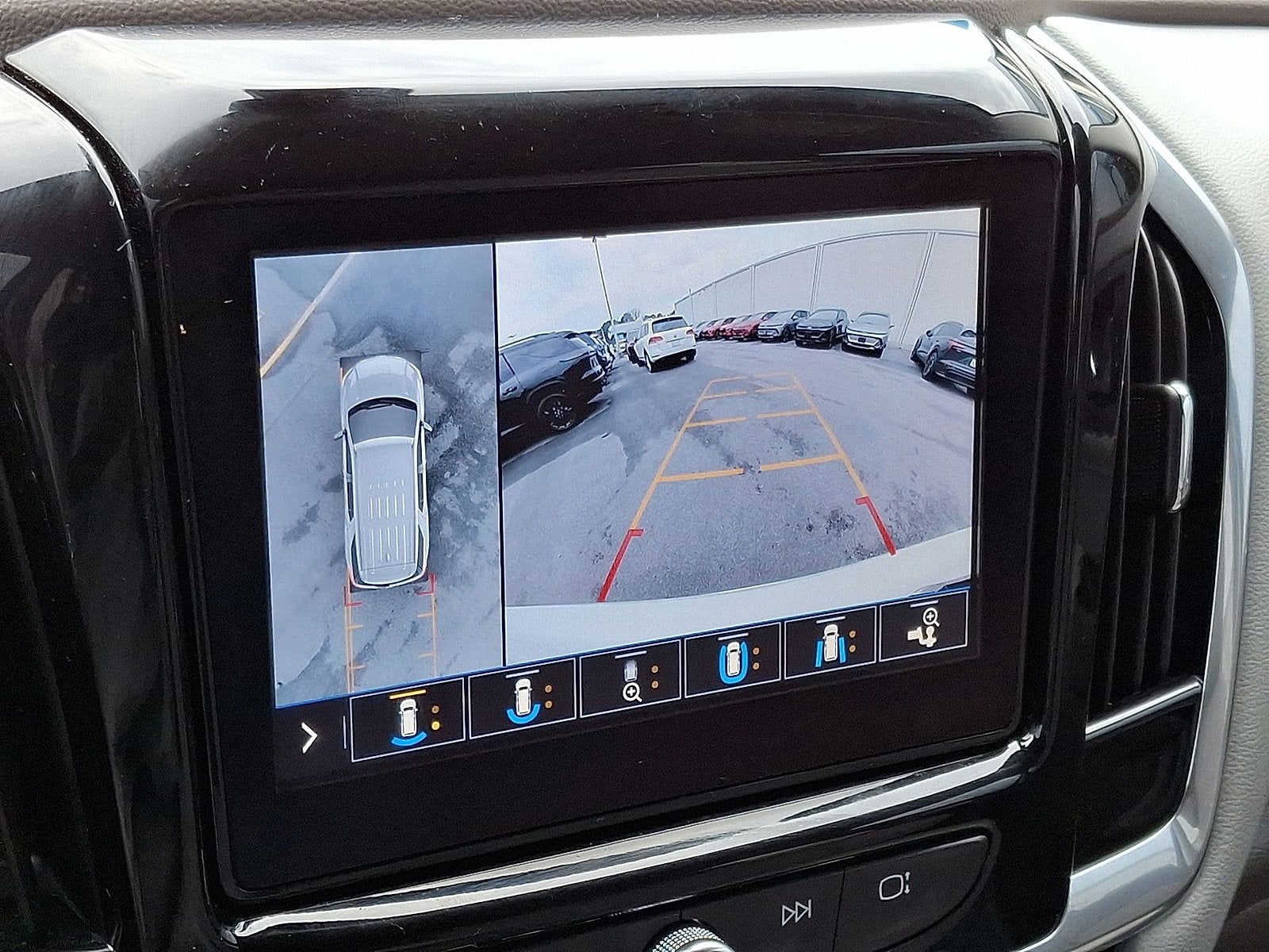 2020 Chevrolet Traverse Premier