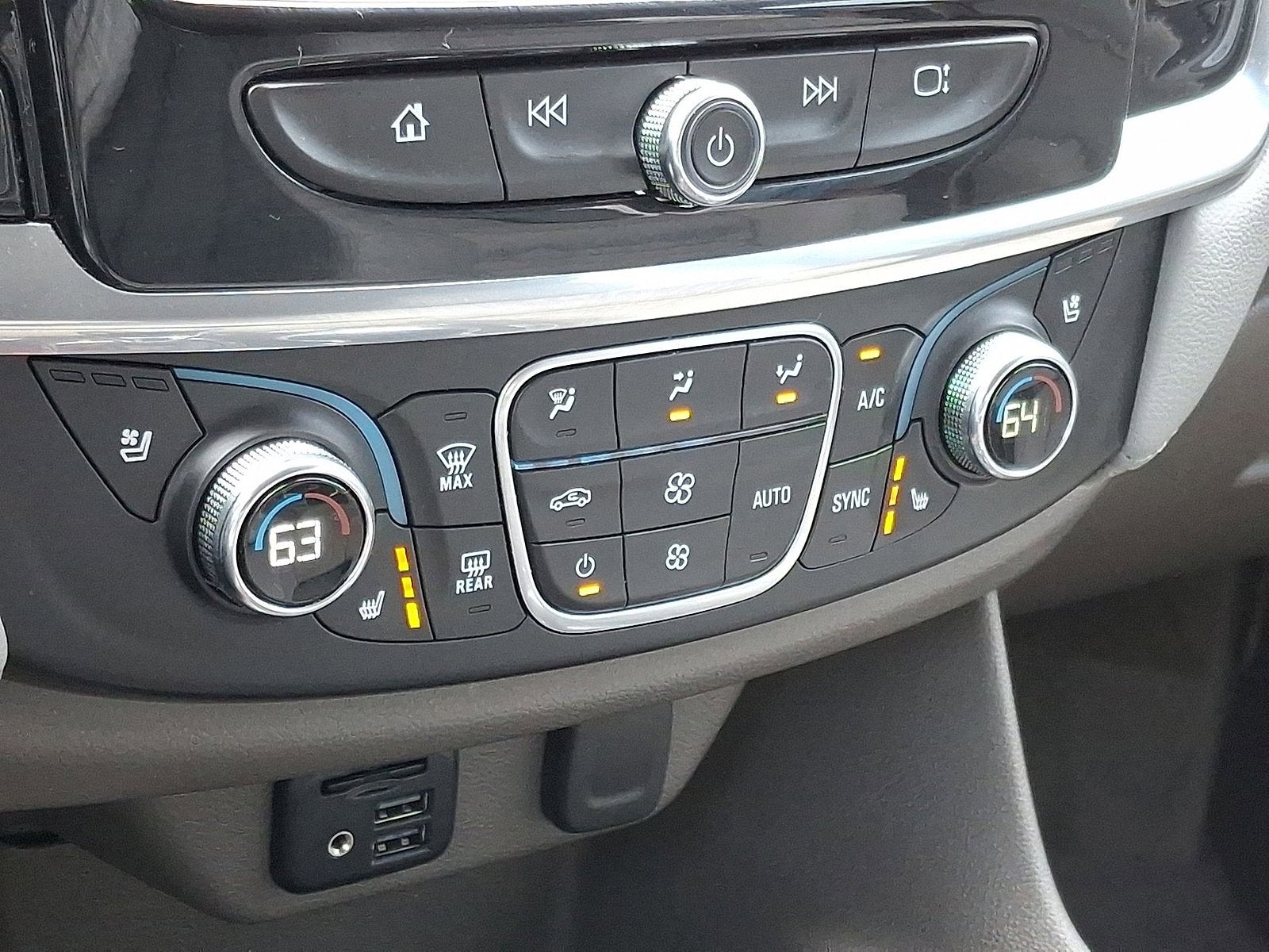 2020 Chevrolet Traverse Premier