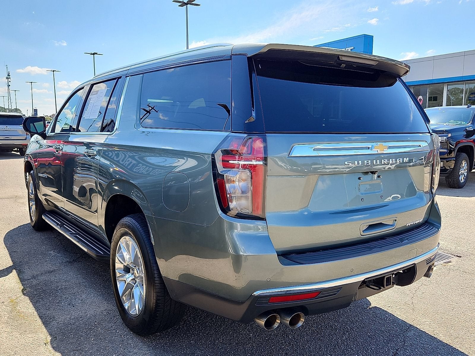 2024 Chevrolet Suburban Premier