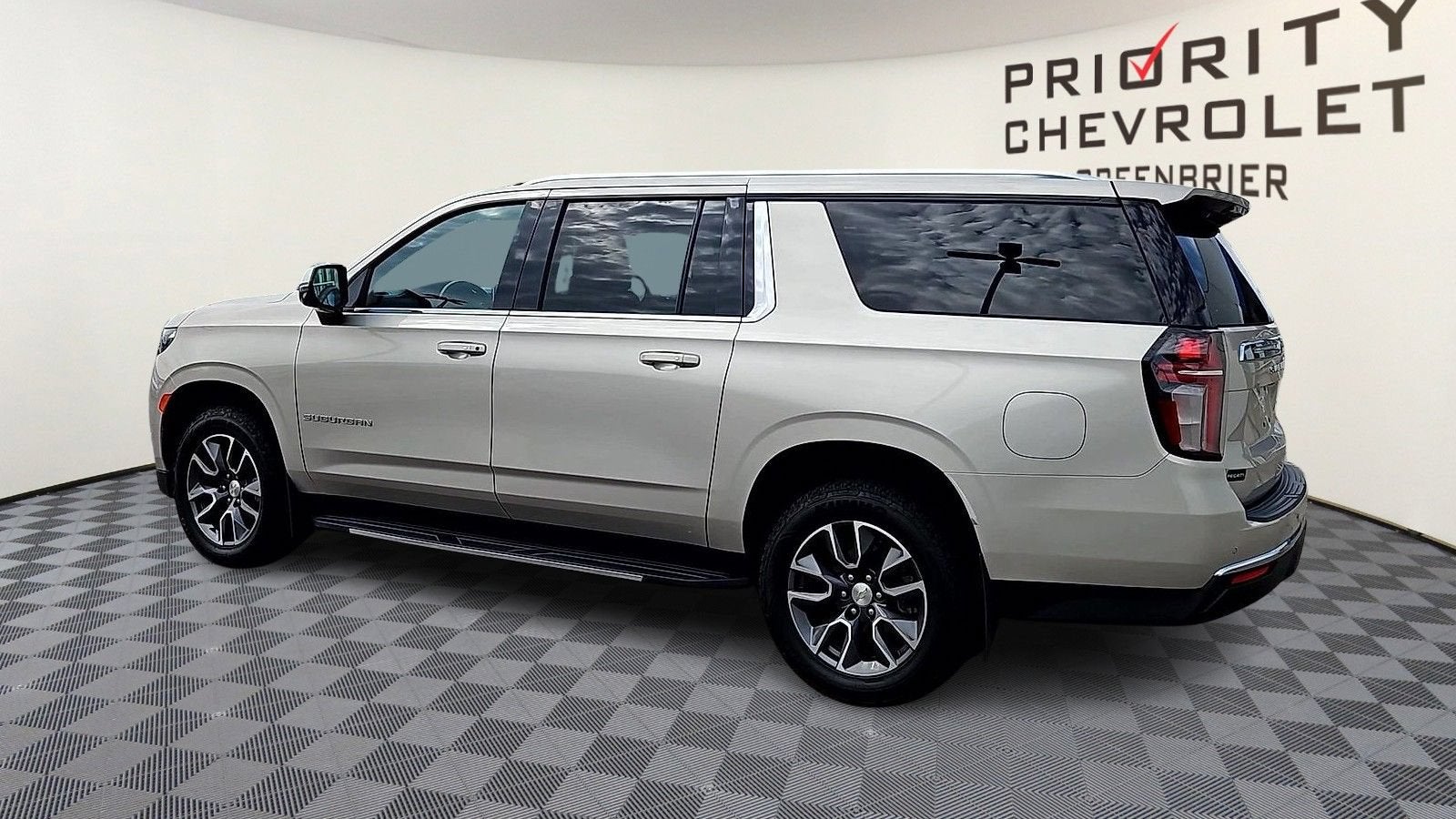 2021 Chevrolet Suburban LT