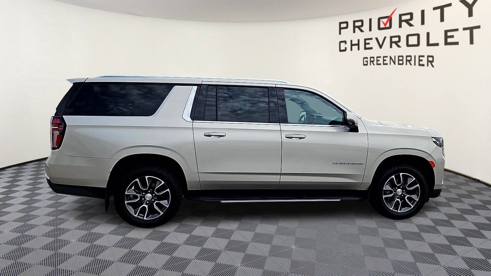 2021 Chevrolet Suburban LT