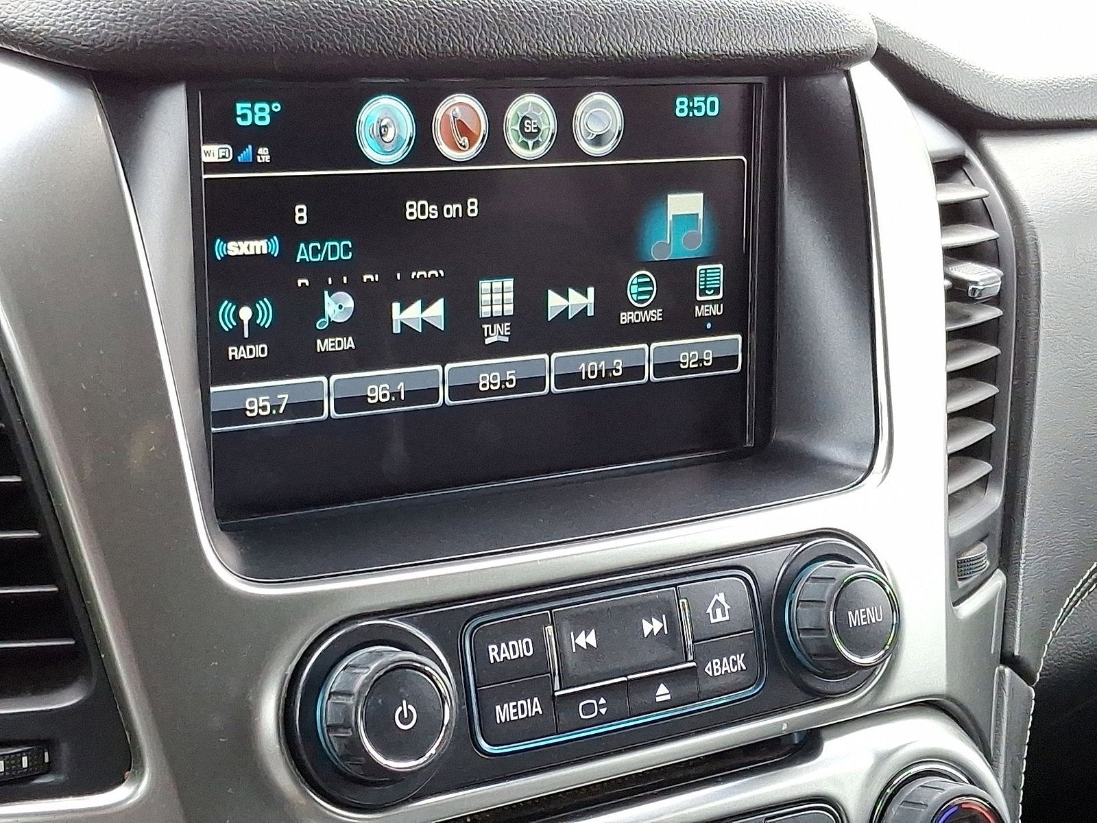 2017 Chevrolet Suburban LT