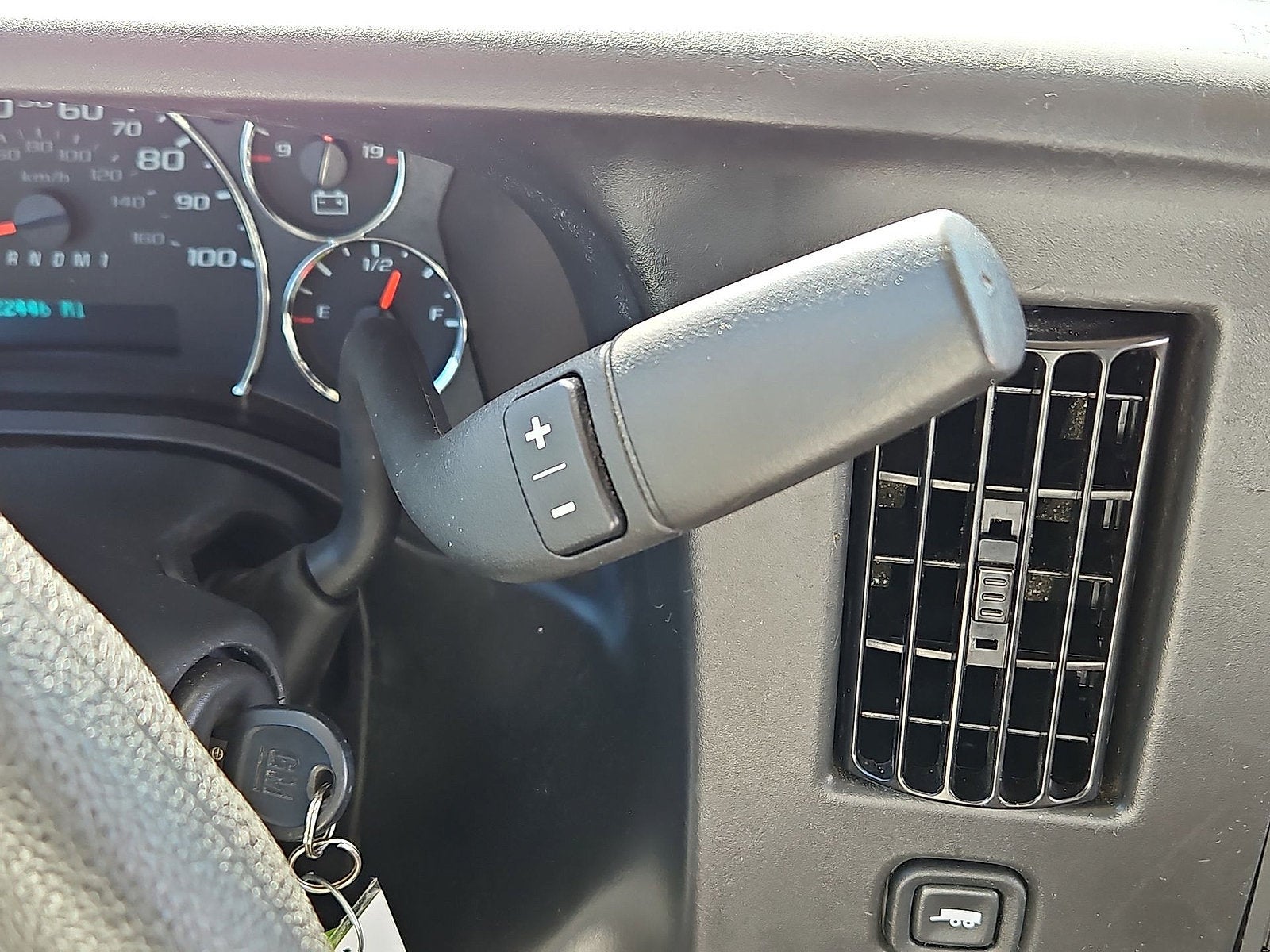 2025 GMC Savana Cargo Work Van