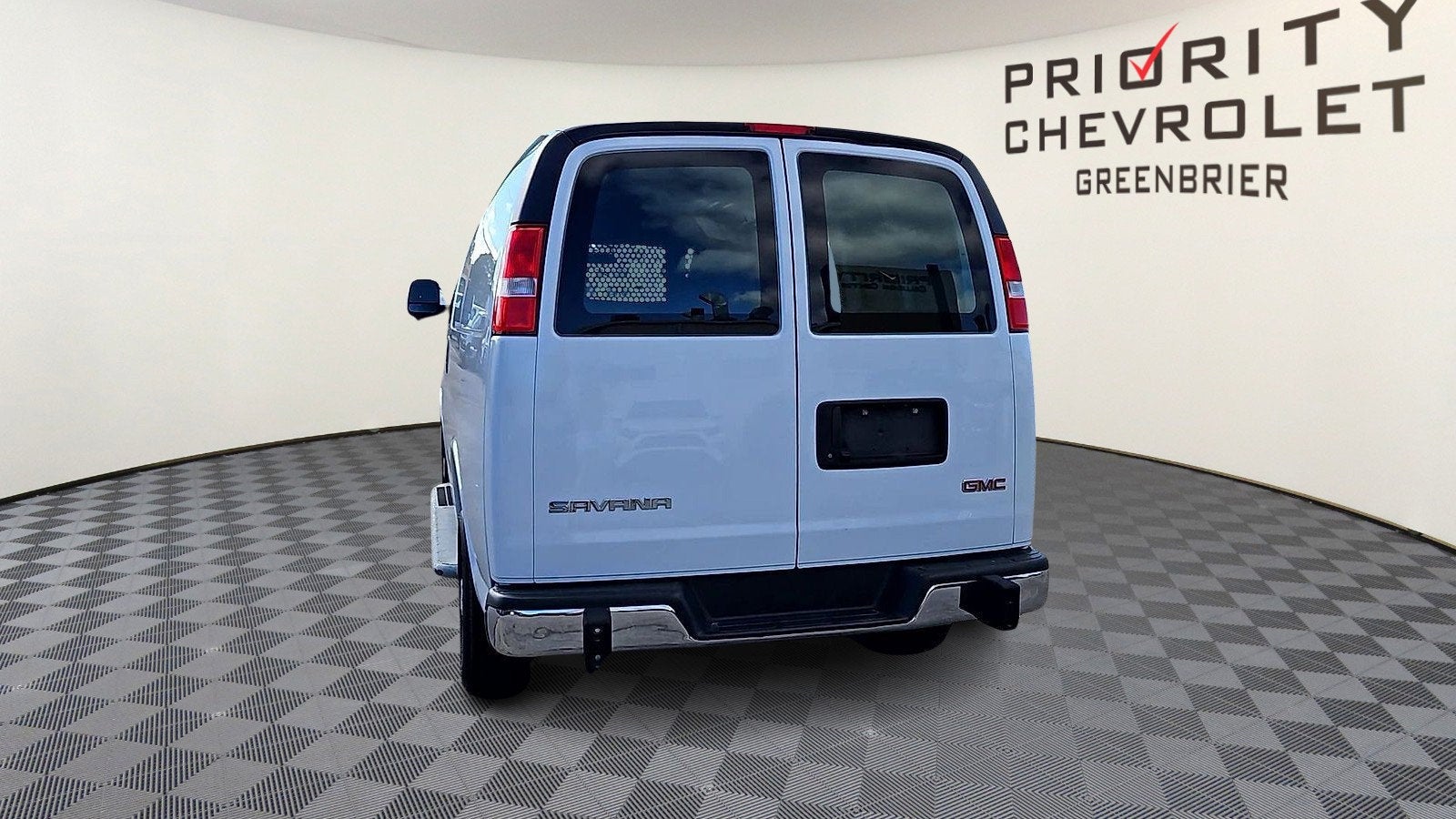 2025 GMC Savana Cargo Work Van