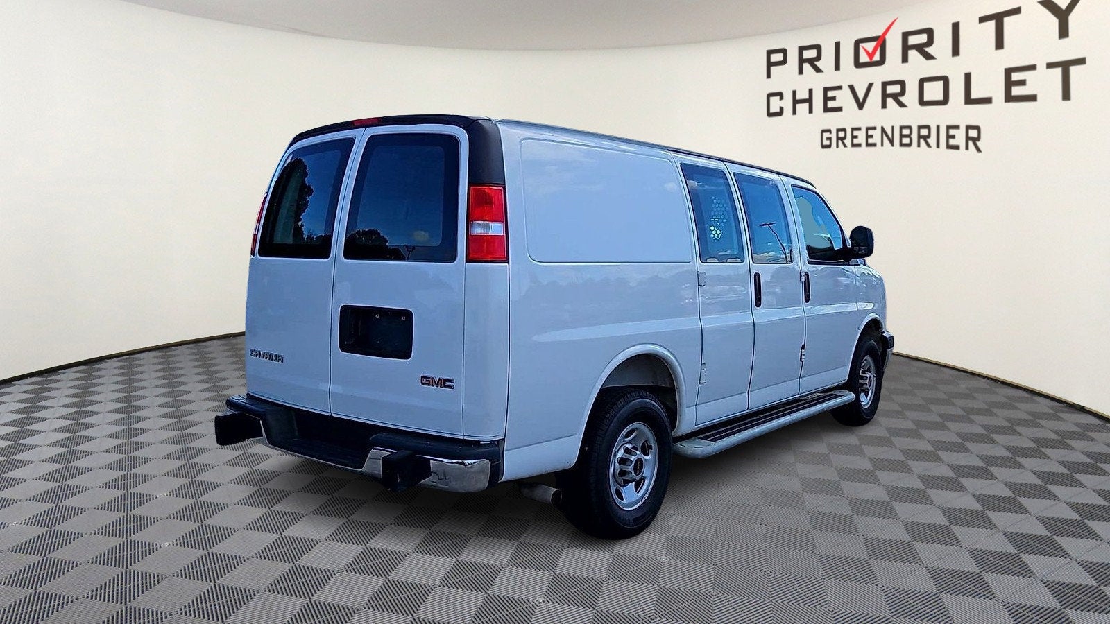 2025 GMC Savana Cargo Work Van