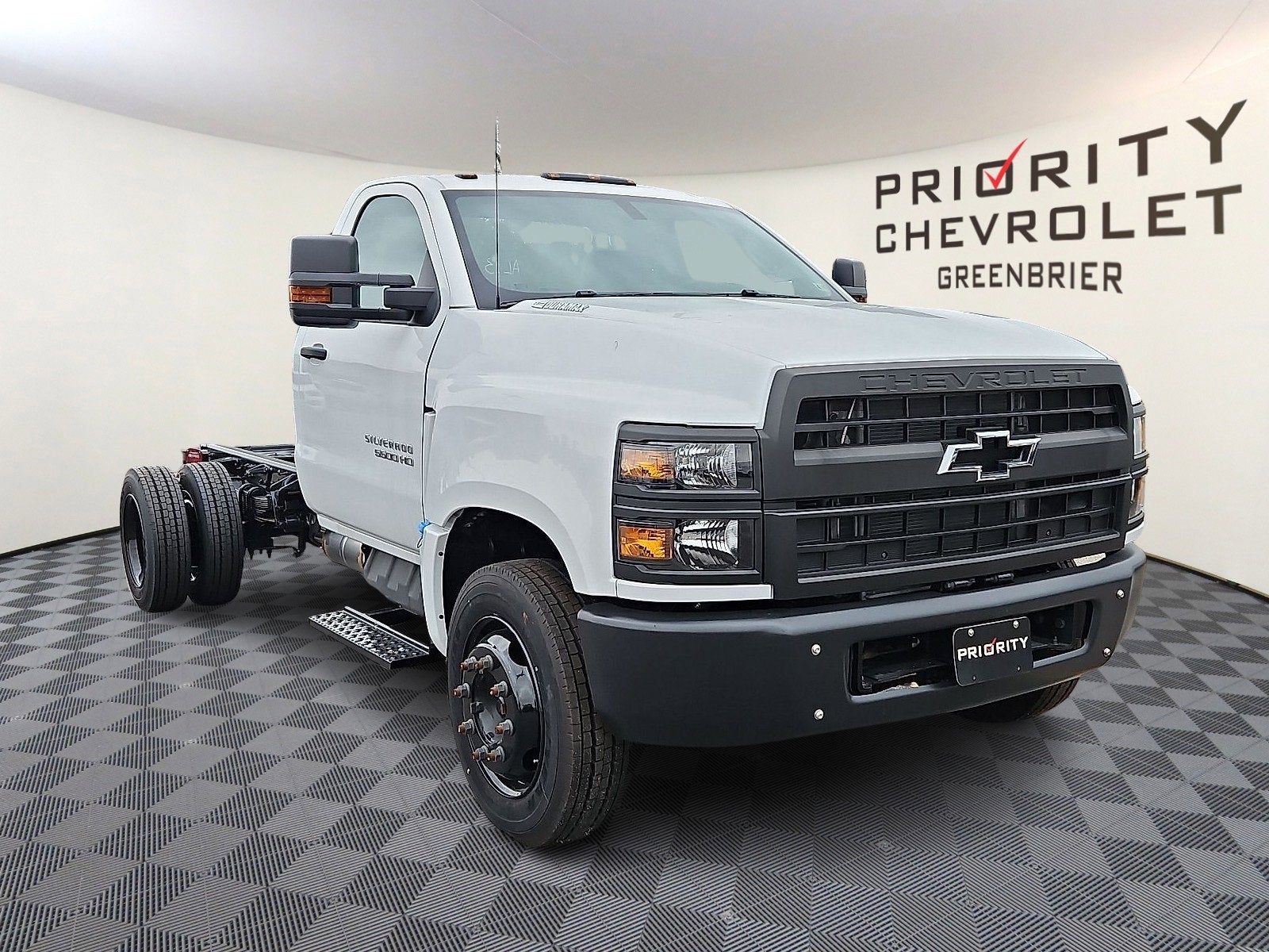 2024 Chevrolet Silverado 5500 HD Work Truck
