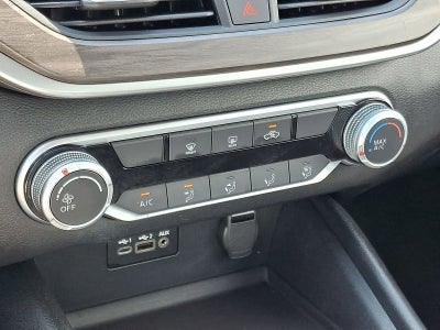 2025 Nissan Altima SV FWD