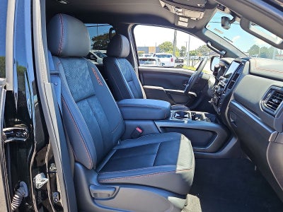 2024 Nissan TITAN Crew Cab PRO-4X 4x4