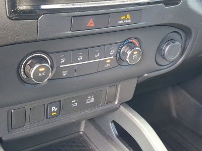 2023 Nissan Frontier Crew Cab SV 4x4