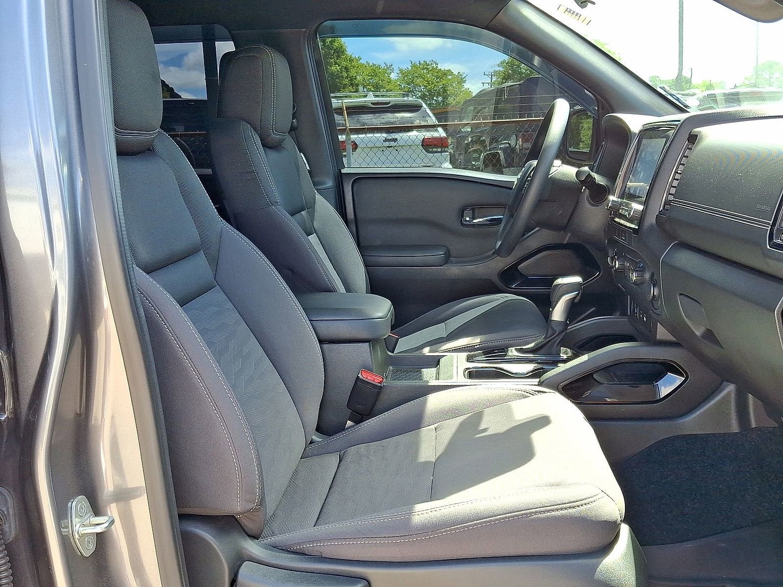2023 Nissan Frontier Crew Cab SV 4x4