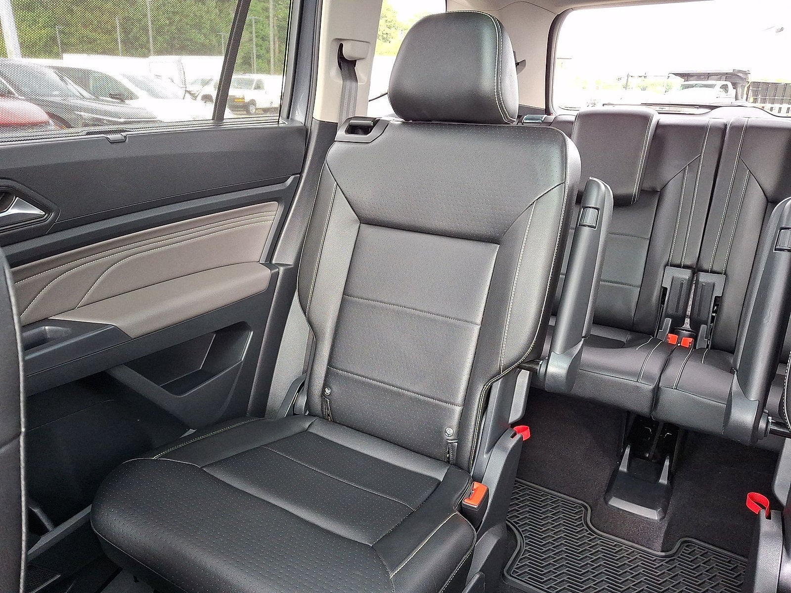 2021 Volkswagen Atlas 3.6L V6 SE w/Technology