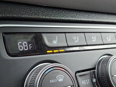 2021 Volkswagen Atlas 3.6L V6 SE w/Technology