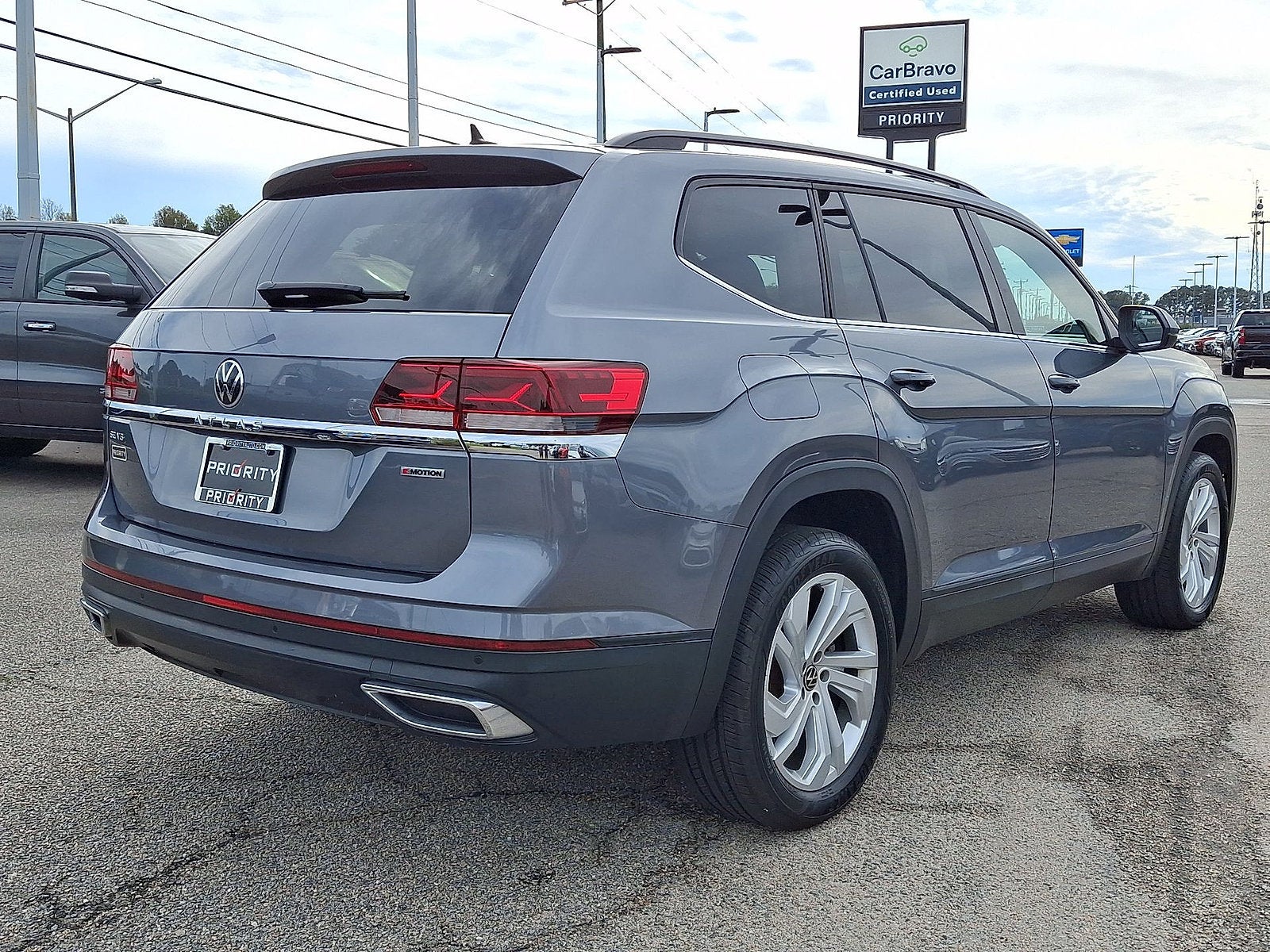 2021 Volkswagen Atlas 3.6L V6 SE w/Technology