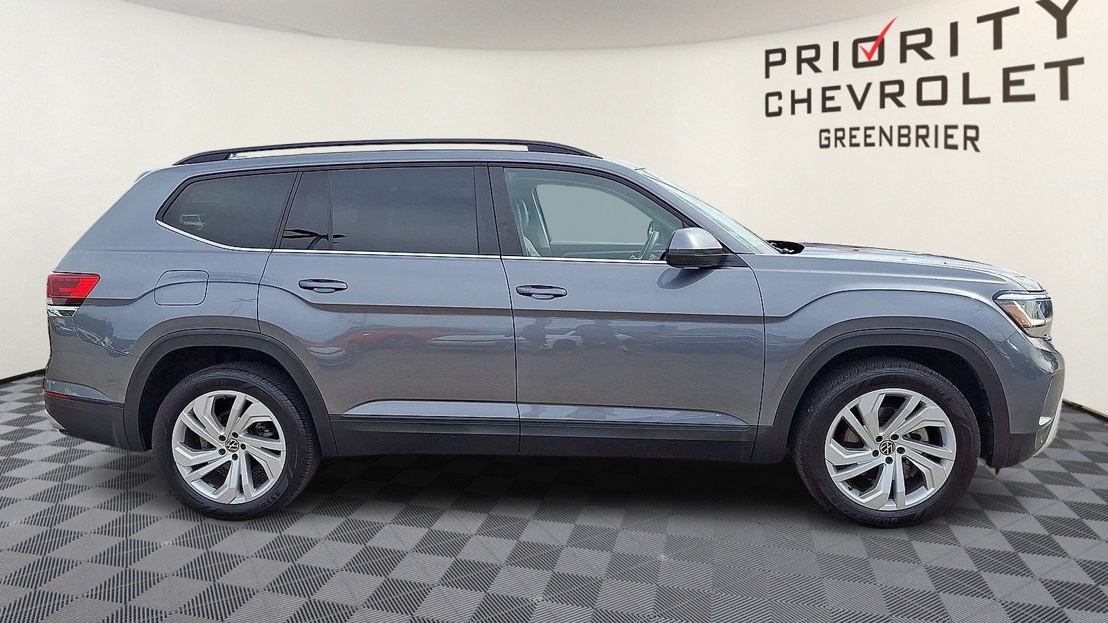 2021 Volkswagen Atlas 3.6L V6 SE w/Technology