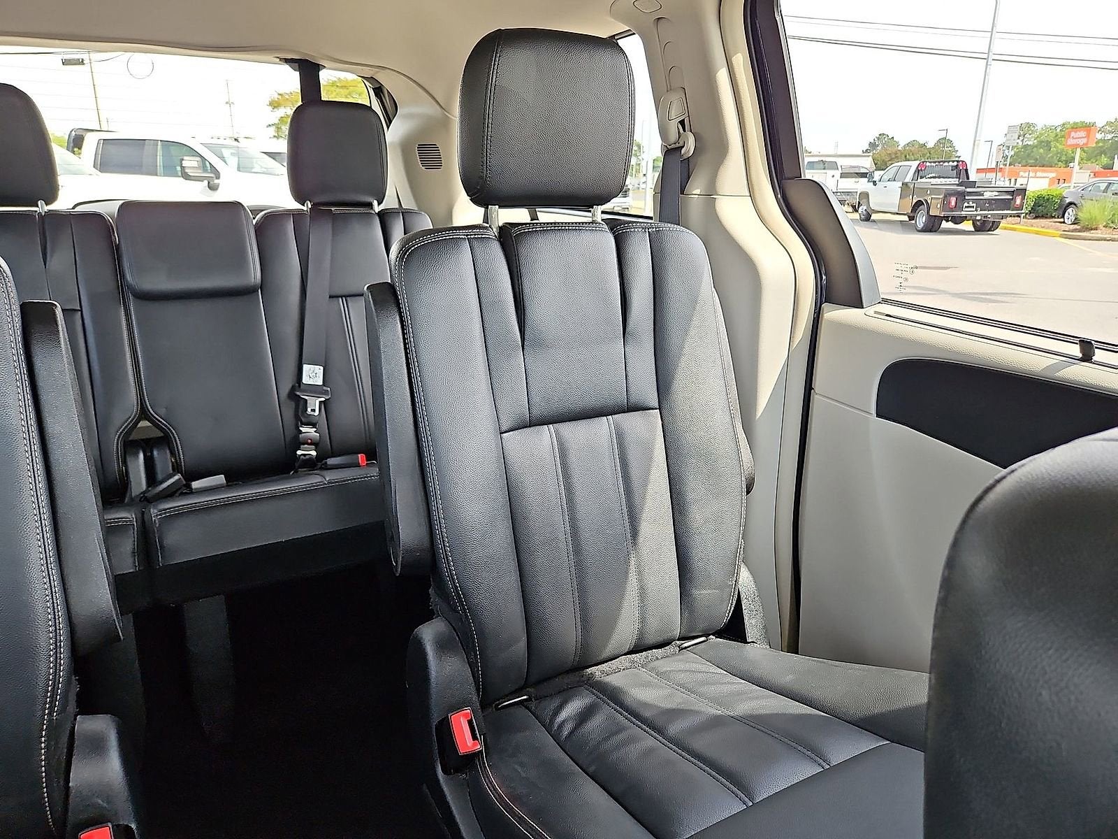 2014 Chrysler Town & Country Touring
