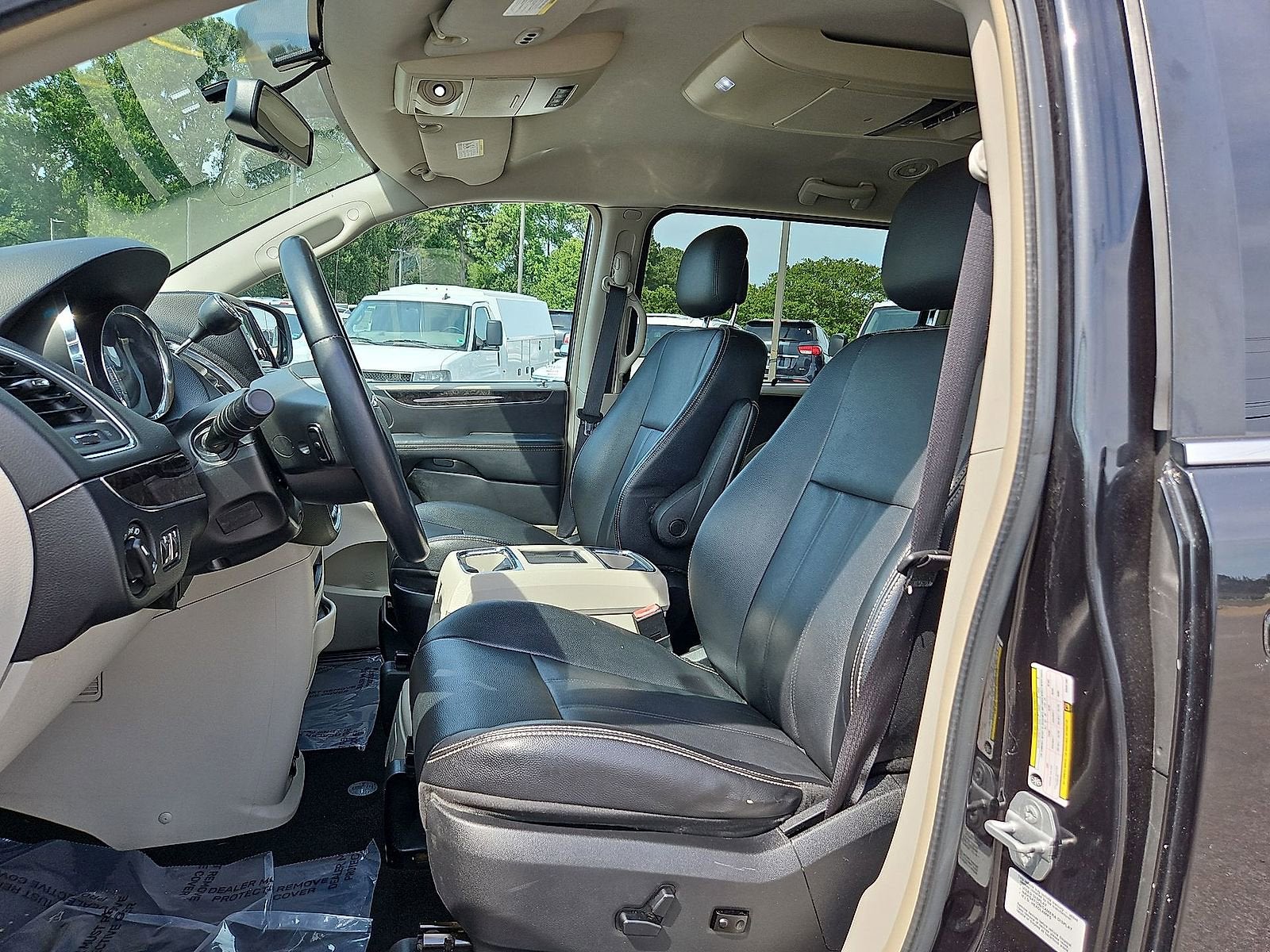 2014 Chrysler Town & Country Touring