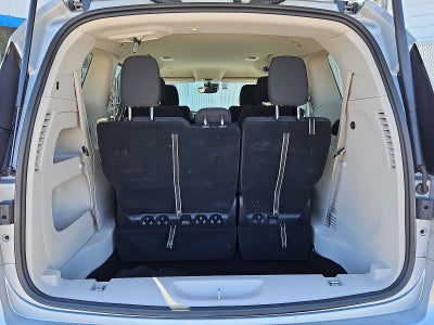 2024 Chrysler Voyager LX