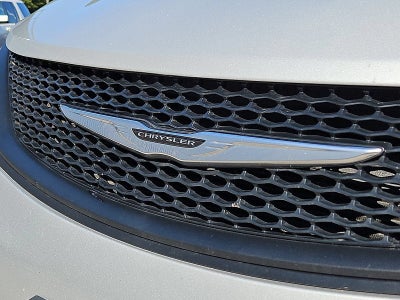 2024 Chrysler Voyager LX