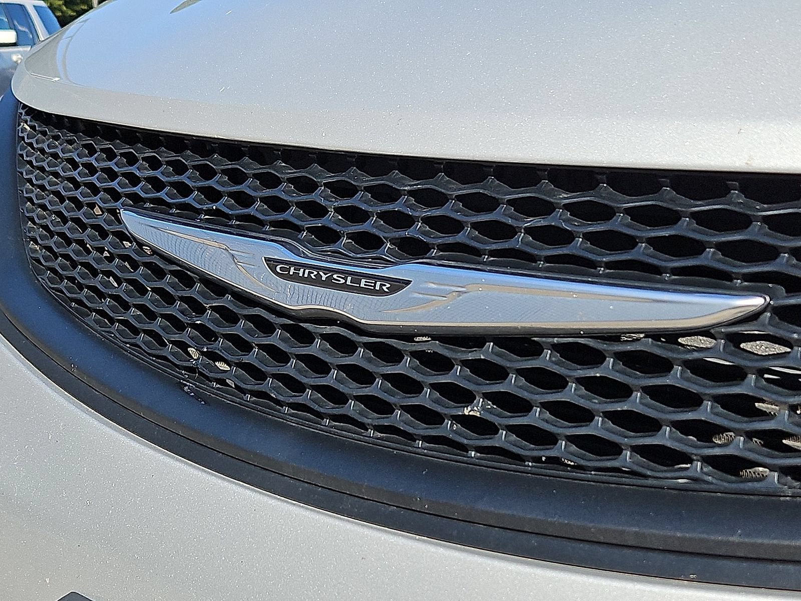 2024 Chrysler Voyager LX