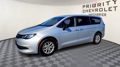 2024 Chrysler Voyager LX