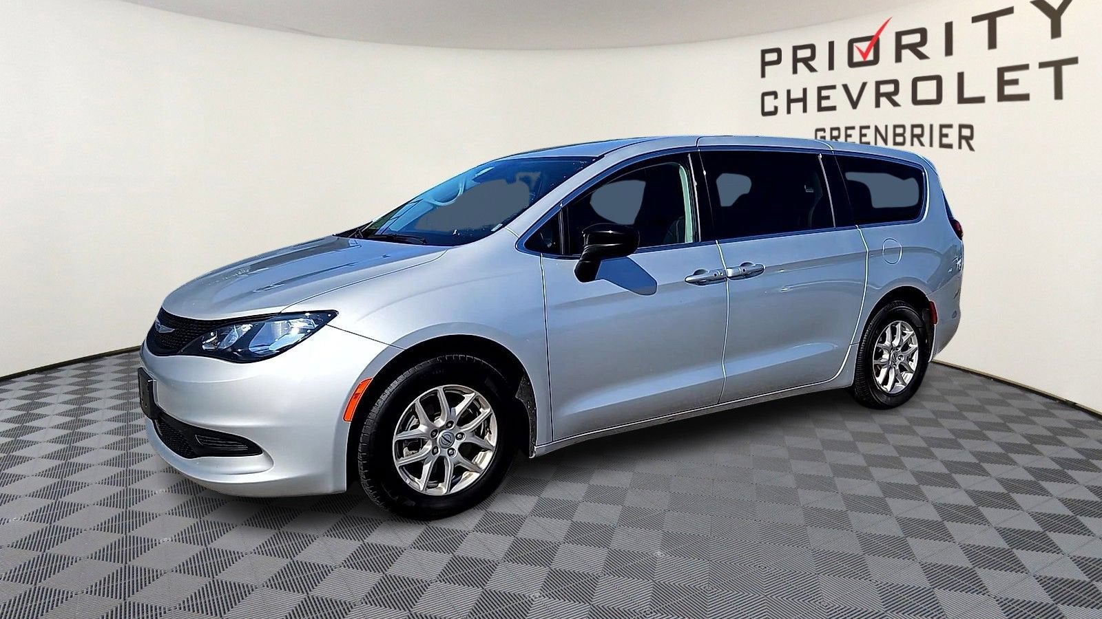 2024 Chrysler Voyager LX