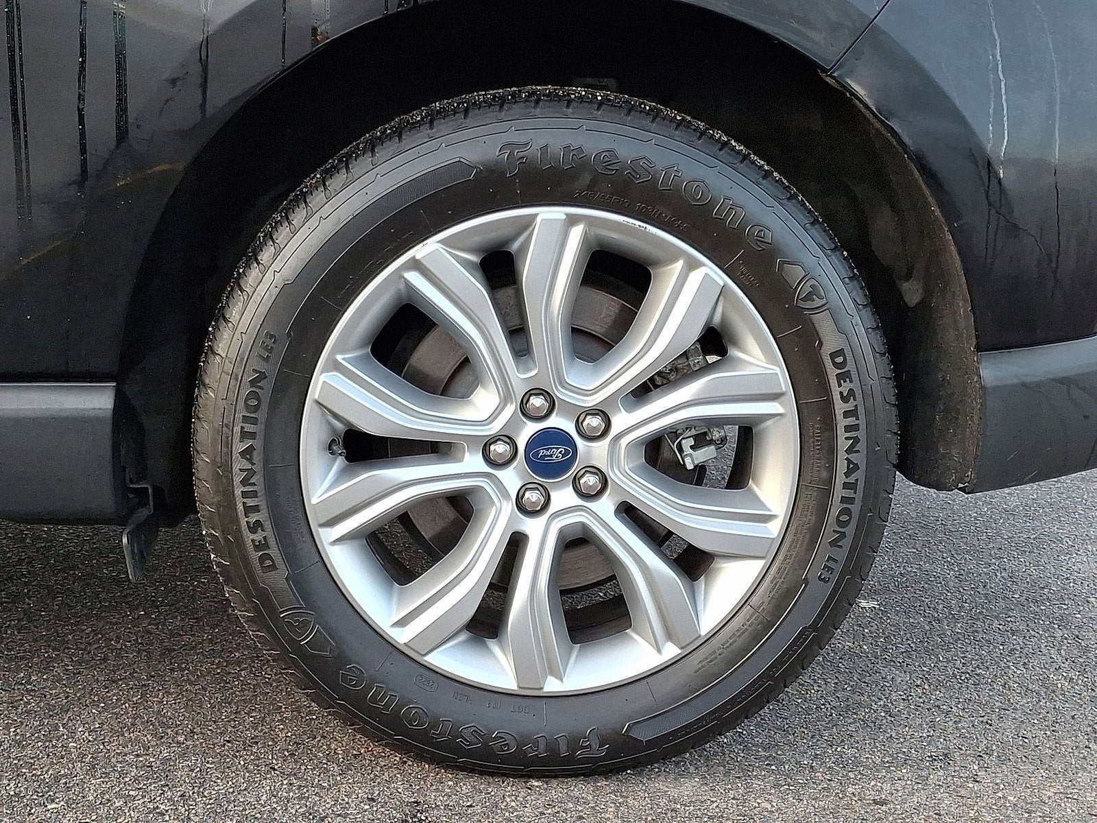 2022 Ford Edge Titanium