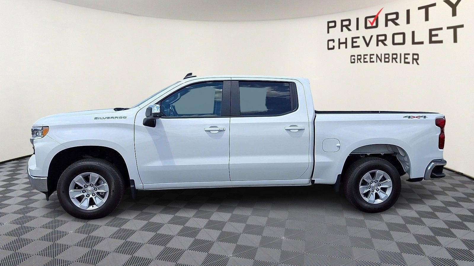 2025 Chevrolet Silverado 1500 LT