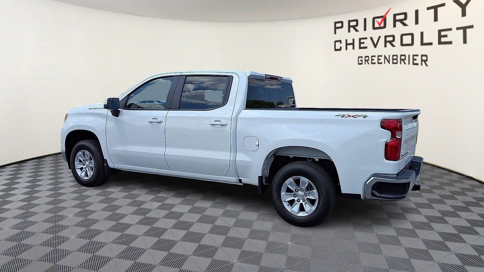 2025 Chevrolet Silverado 1500 LT