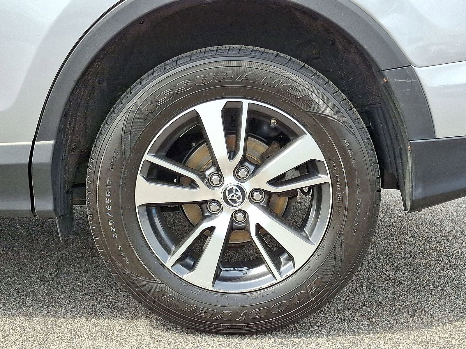 2018 Toyota RAV4 XLE