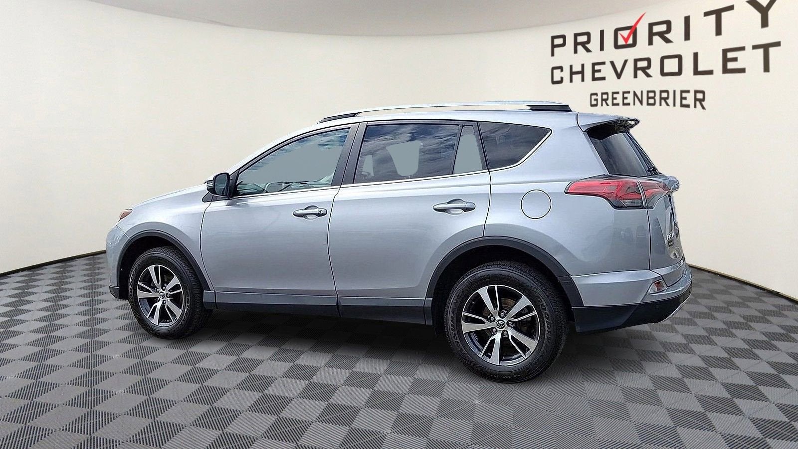 2018 Toyota RAV4 XLE