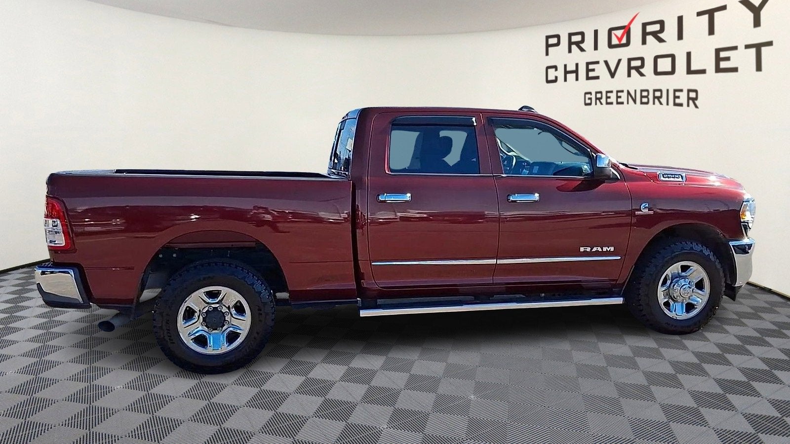 2020 RAM 2500 Tradesman Crew Cab 4X2 6'4" Box