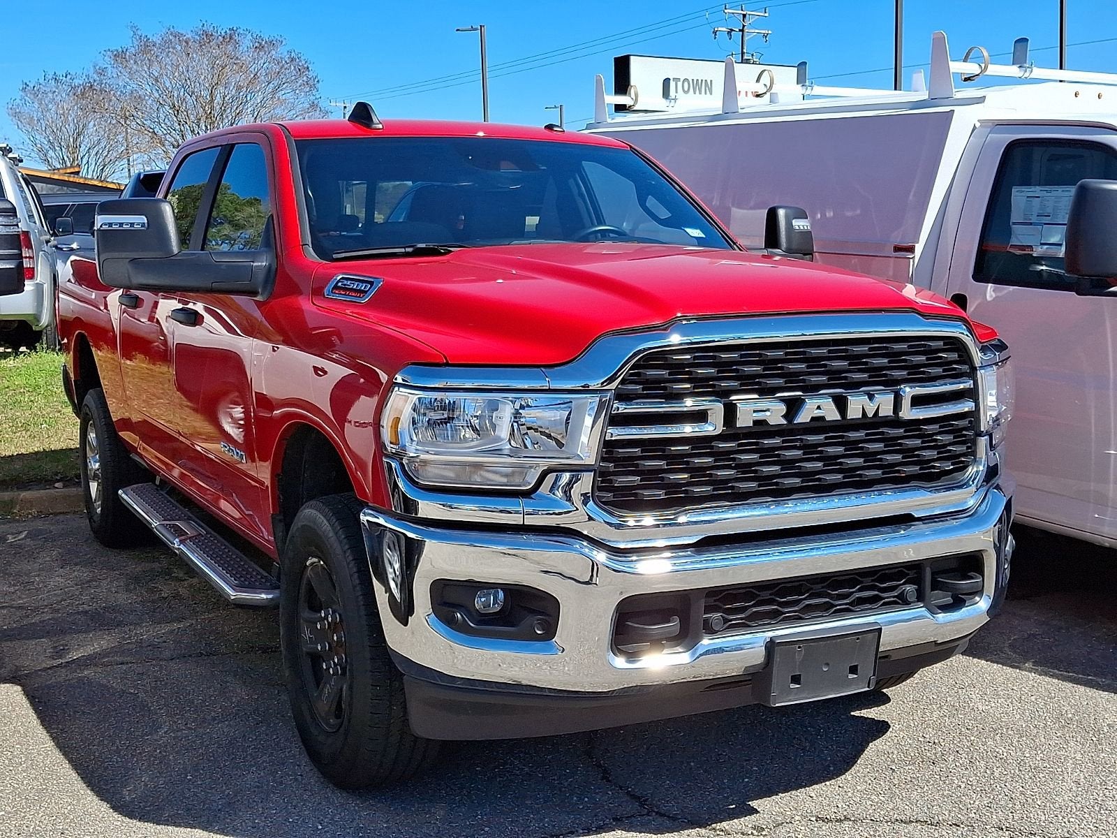 2024 RAM 2500 Big Horn Crew Cab 4x4 6'4" Box