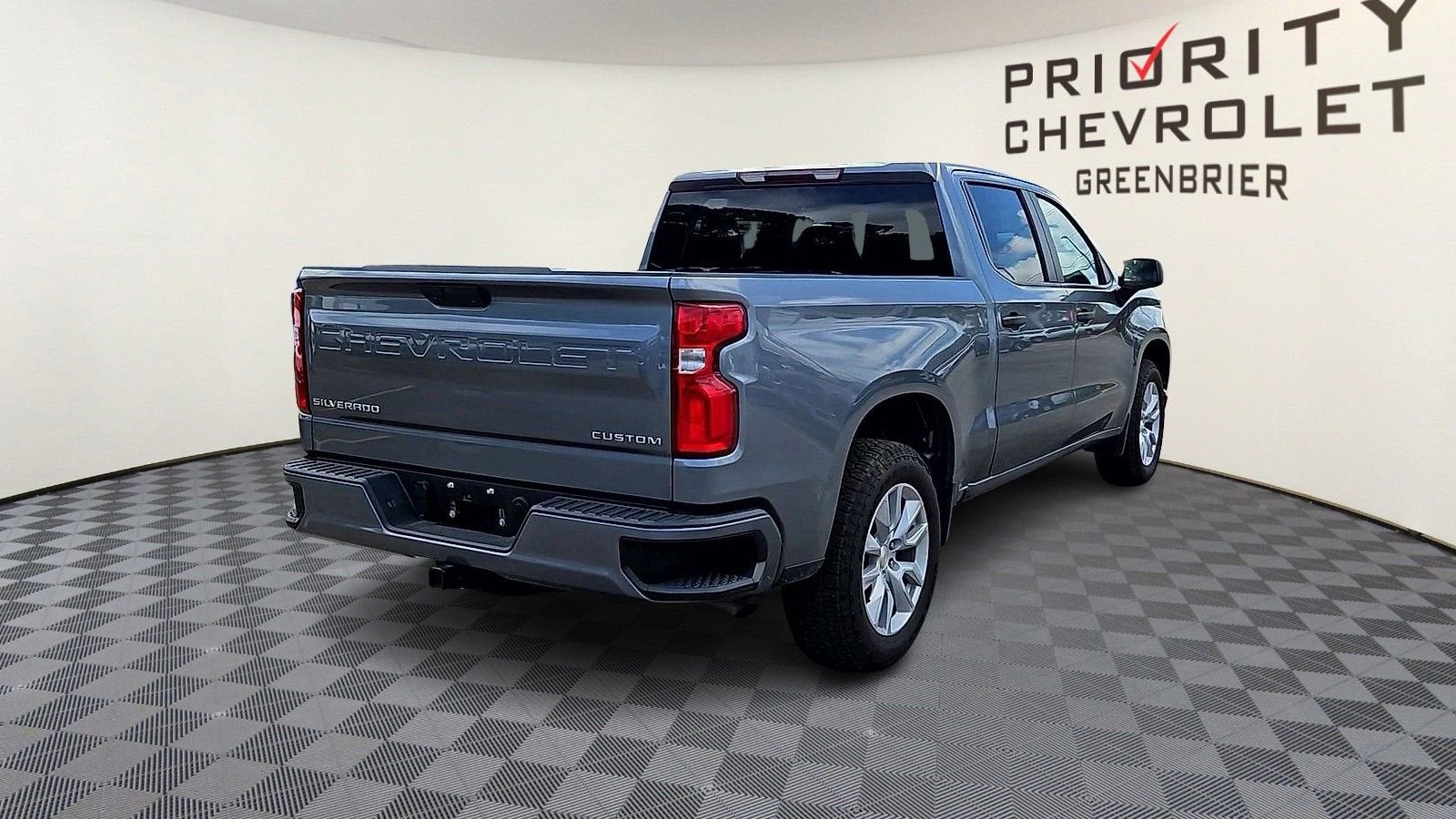 2022 Chevrolet Silverado 1500 LTD Custom