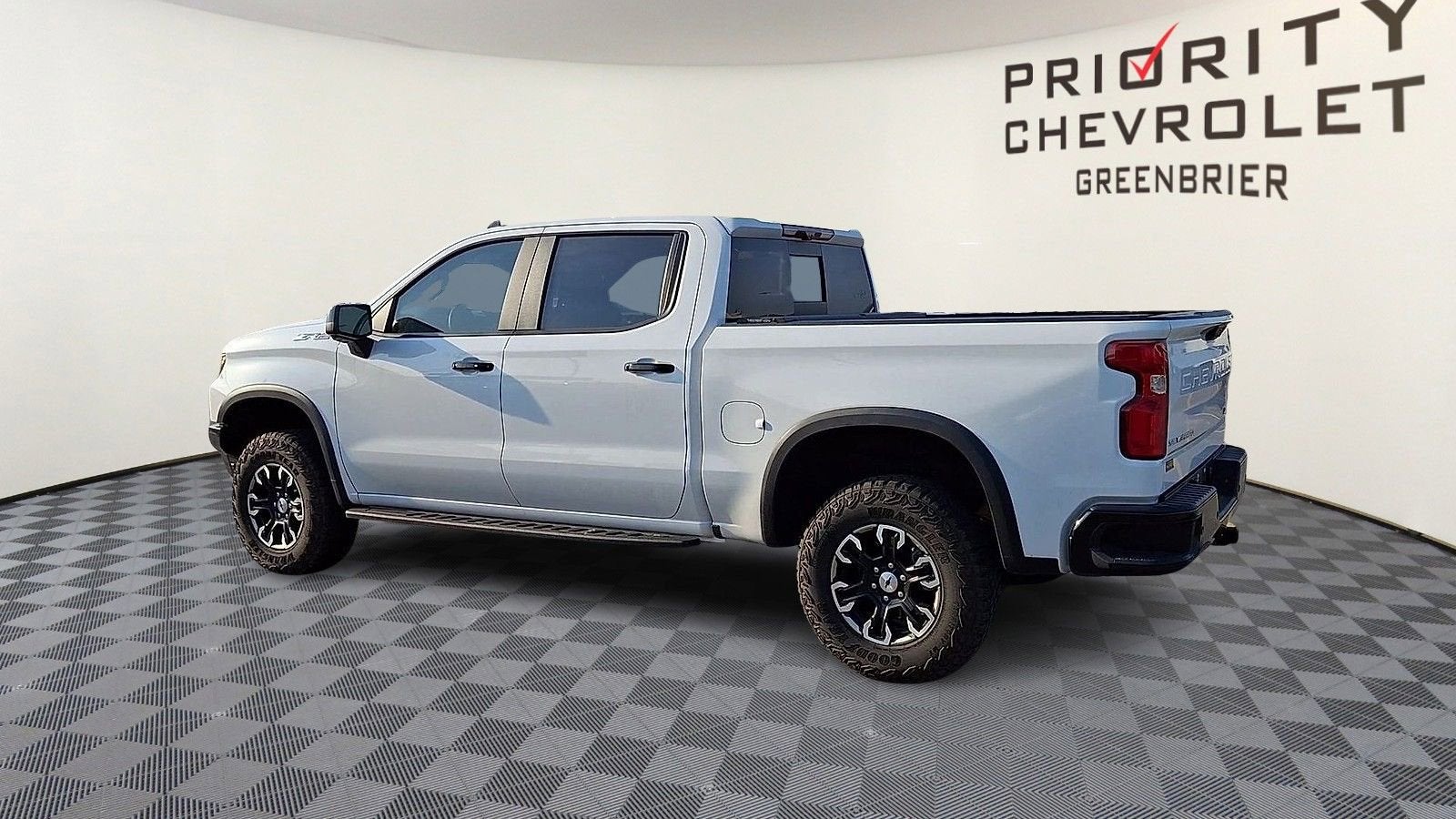 2025 Chevrolet Silverado 1500 ZR2