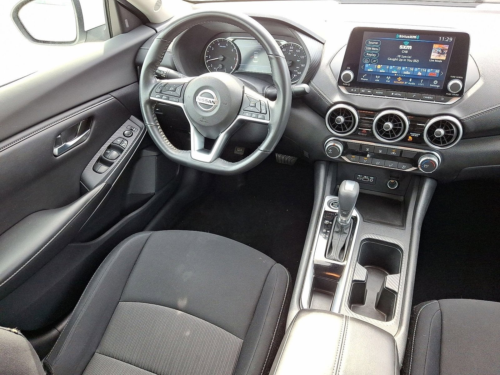 2023 Nissan Sentra SV Xtronic CVT