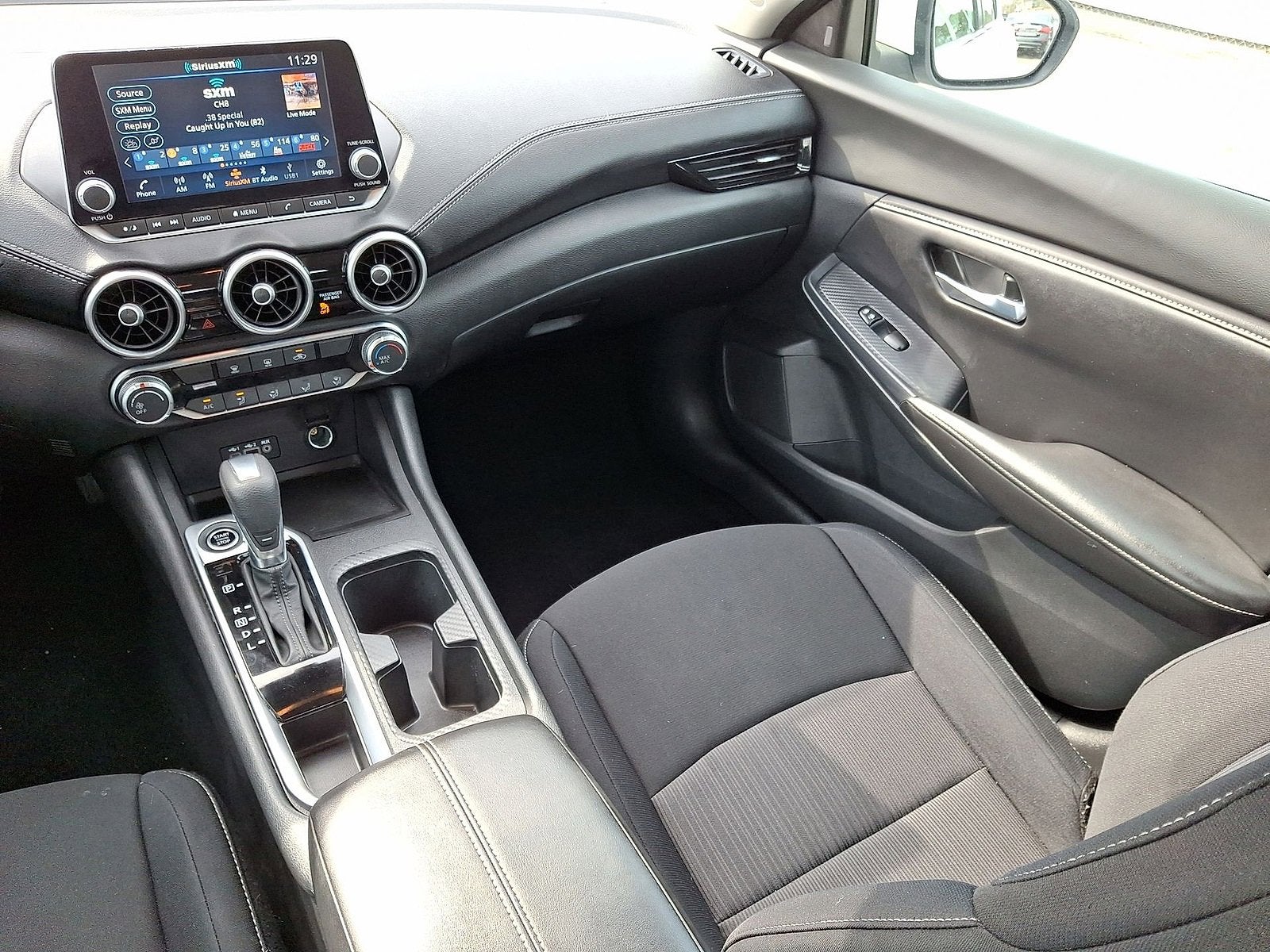 2023 Nissan Sentra SV Xtronic CVT