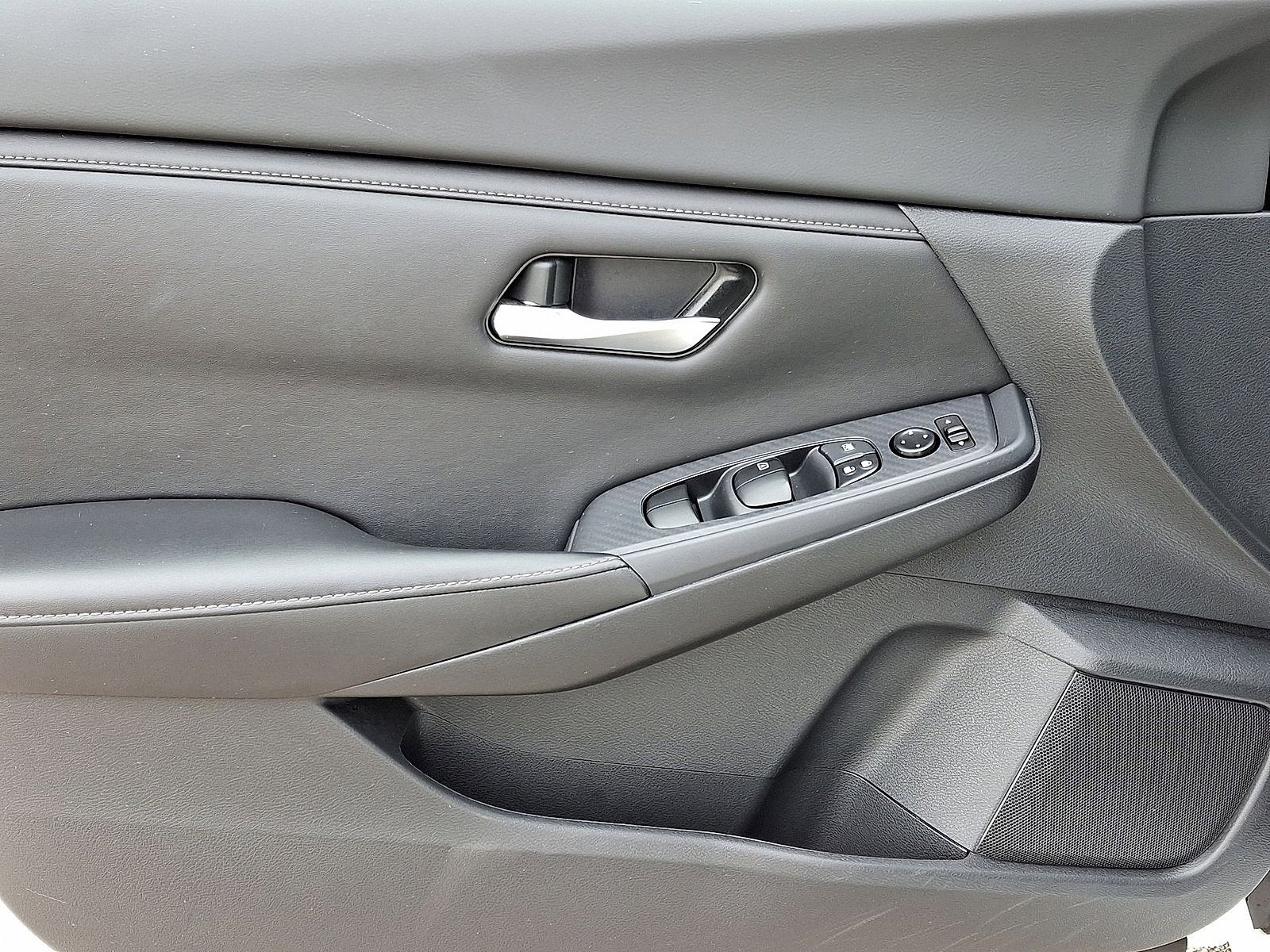 2023 Nissan Sentra SV Xtronic CVT