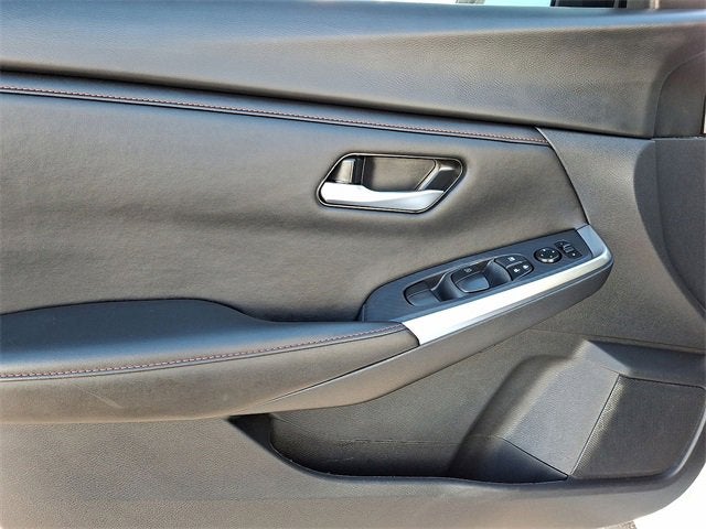 2024 Nissan Sentra SR Xtronic CVT